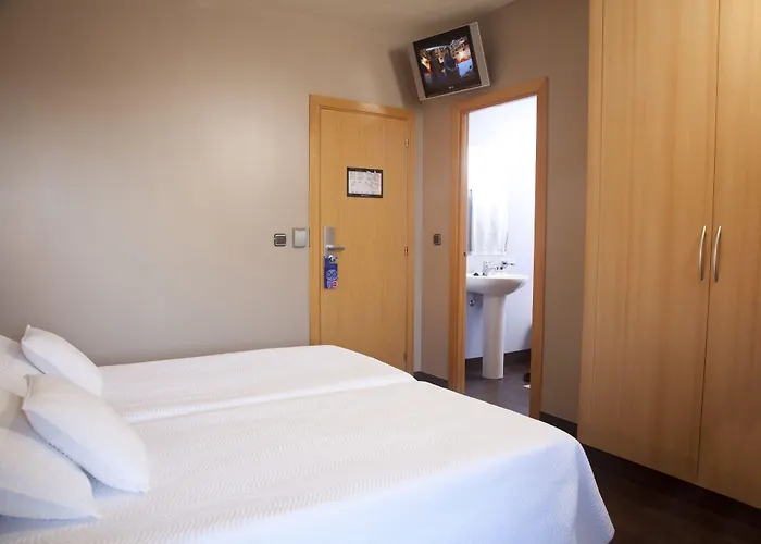 欧拉莱茵酒店 *