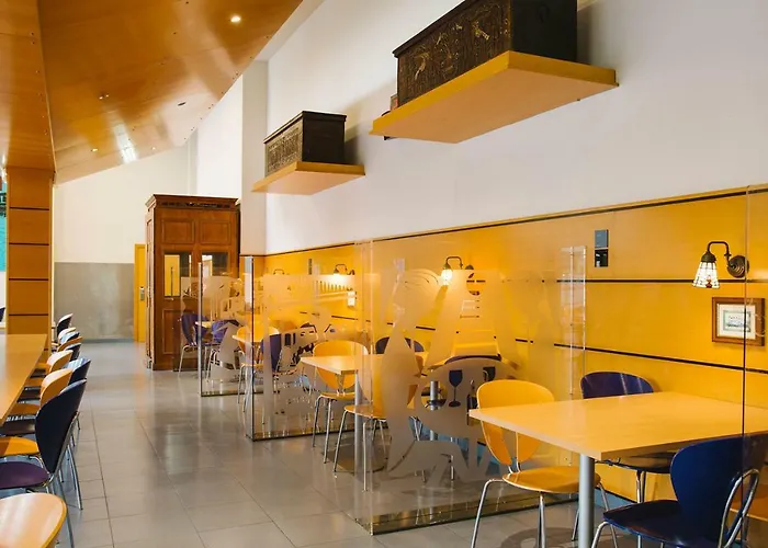 欧拉莱茵酒店 *